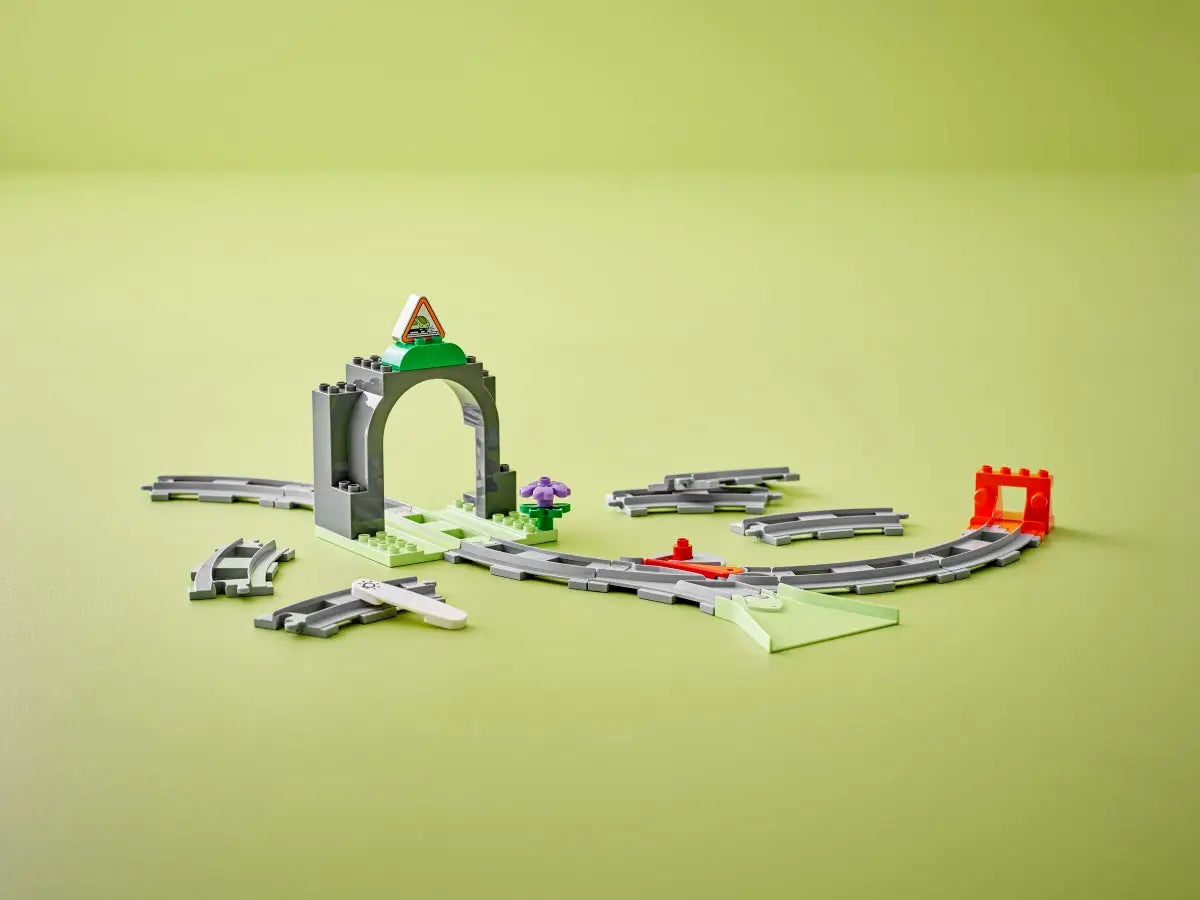 Lego DUPLO 10425 Train Tunnel and Tracks