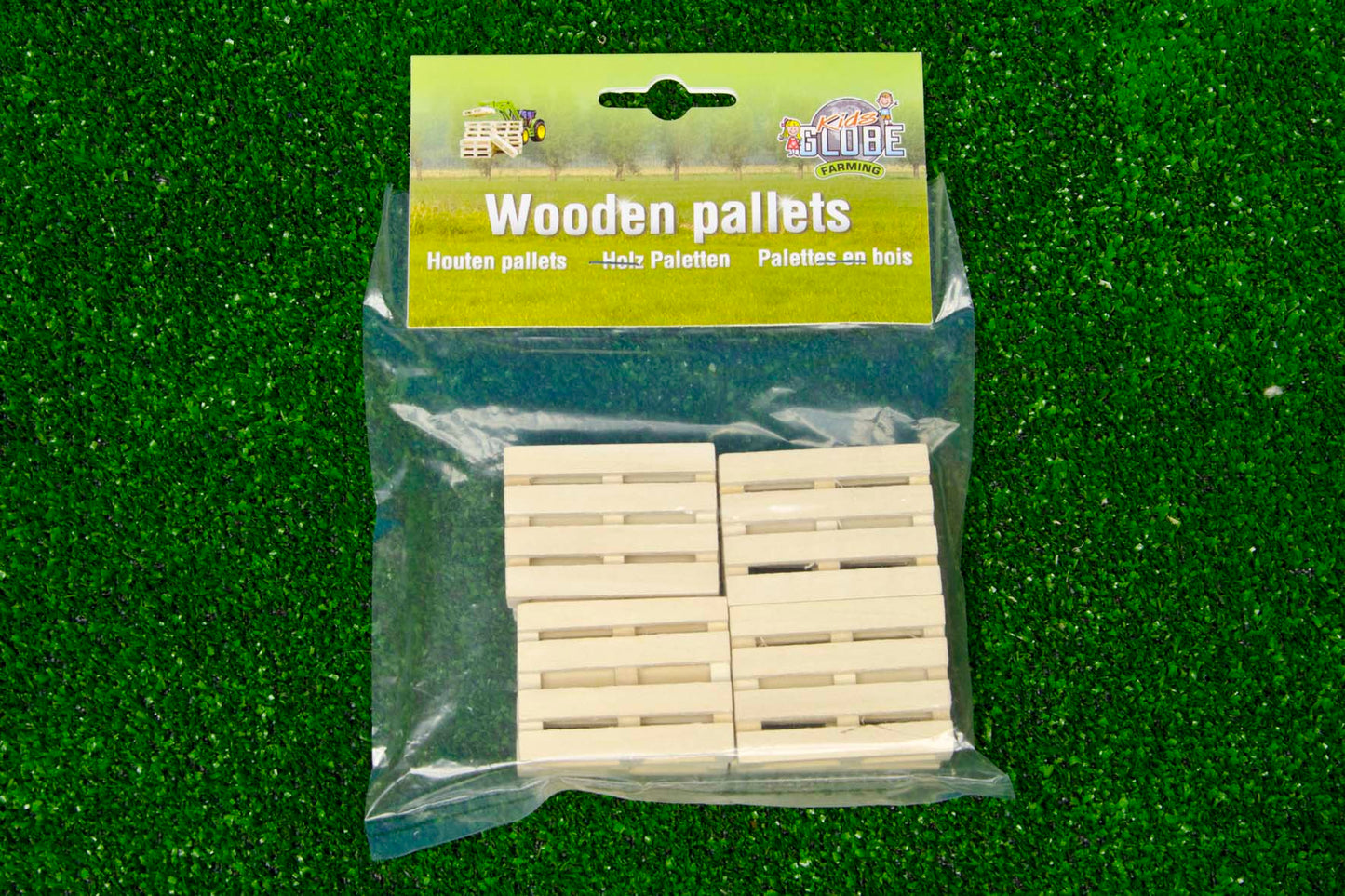 Kids Globe 1:32 Set Of 8 Wooden Pallets