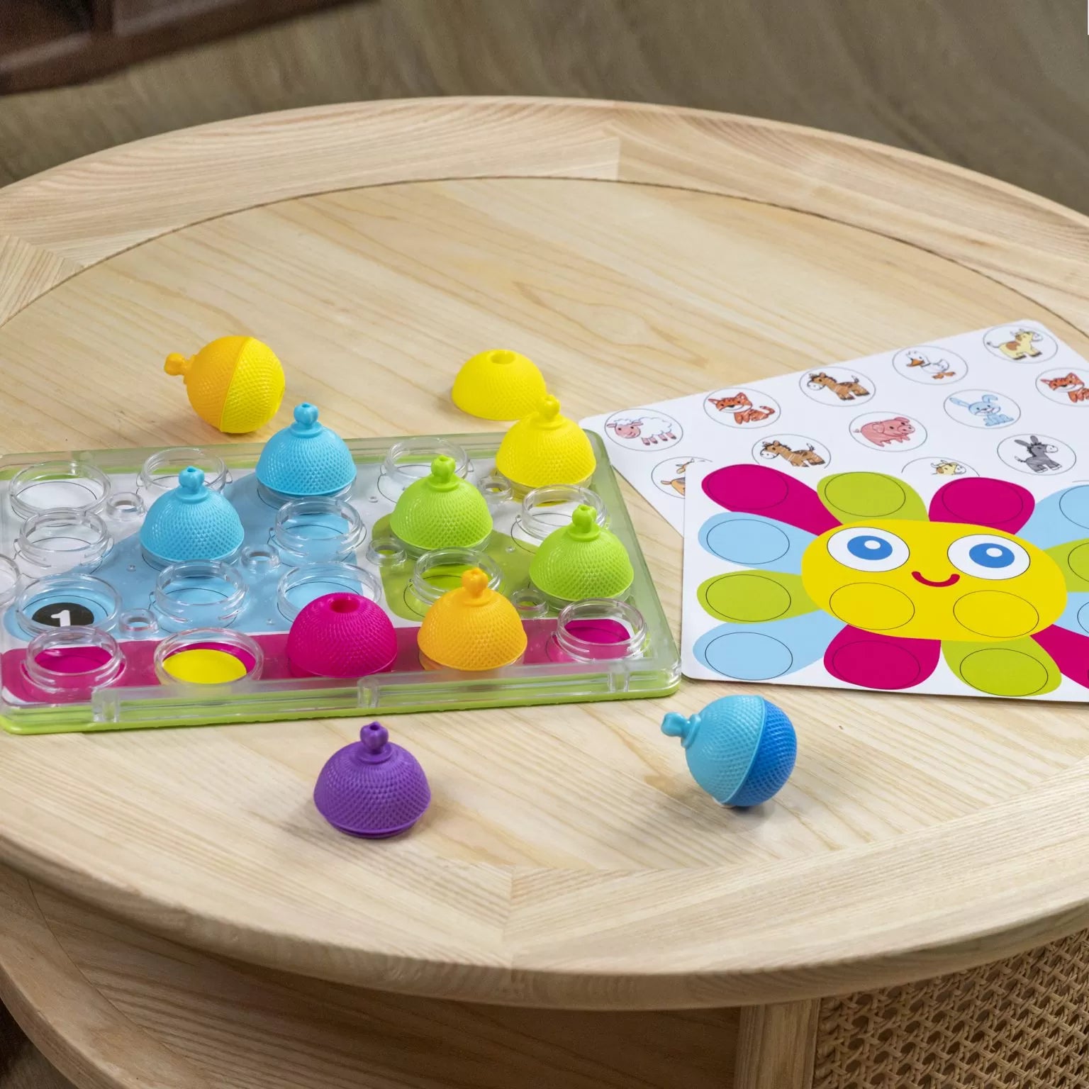 Lalaboom Peg Board With 20 Pcs Beads