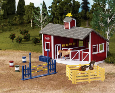 Breyer Red Stable Set