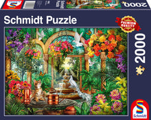 Schmidt Animals in the Atrium 2000pc