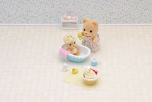 Sylvanian Families Baby Bath Time