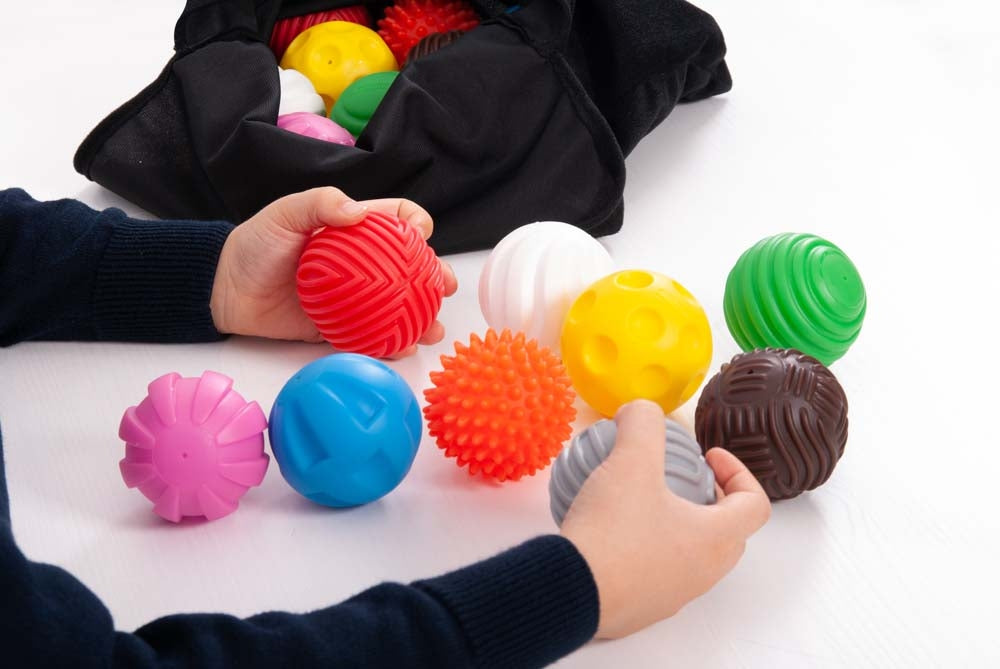 TickiT Discovery Ball Activity Set