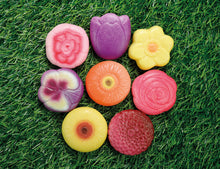 Yellow Door Sensory Play Stones – Flowers