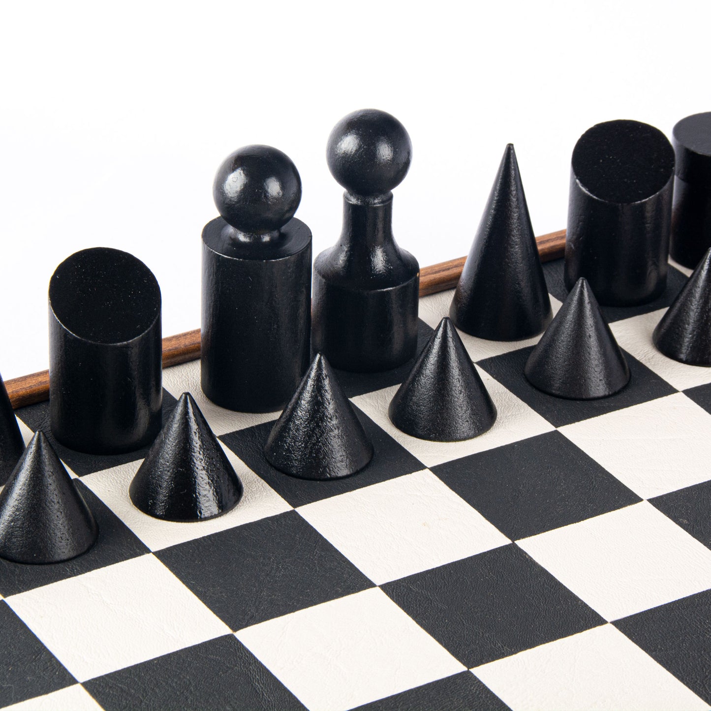 Manopoulos Wooden Chess Set in Bauhaus Style