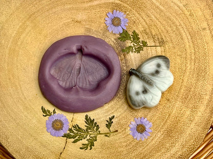 Yellow Door Sensory Play Stones – Butterflies