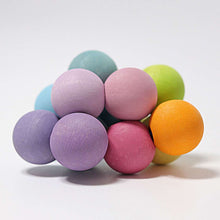 Grimms Pastel Beads Grasper