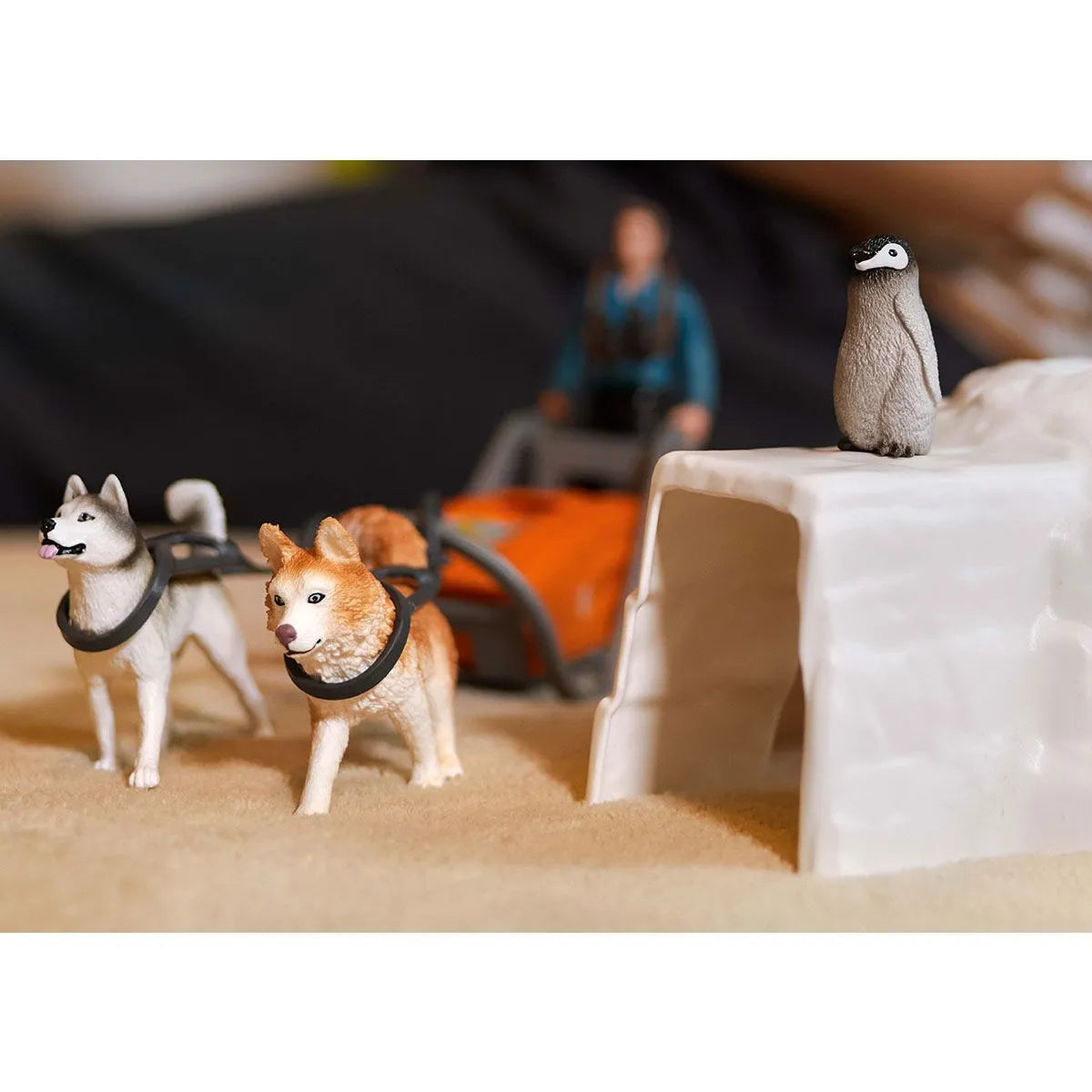 Schleich Antarctic Expedition (National Geographic Kids)