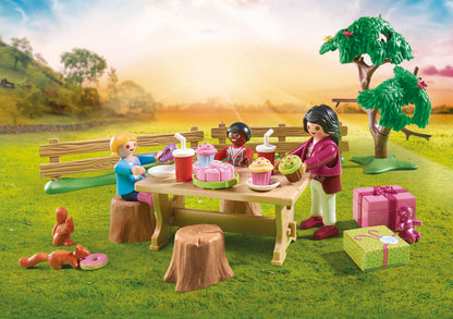 Playmobil 70997 Country Pony Farm Birthday Party