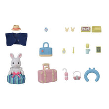 Sylvanian Families Weekend Travel Set -Snow Rabbit Mother-