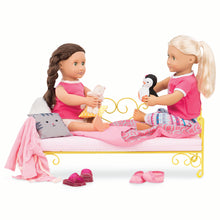 Our Generation Scrollwork Bed - Yellow Heart