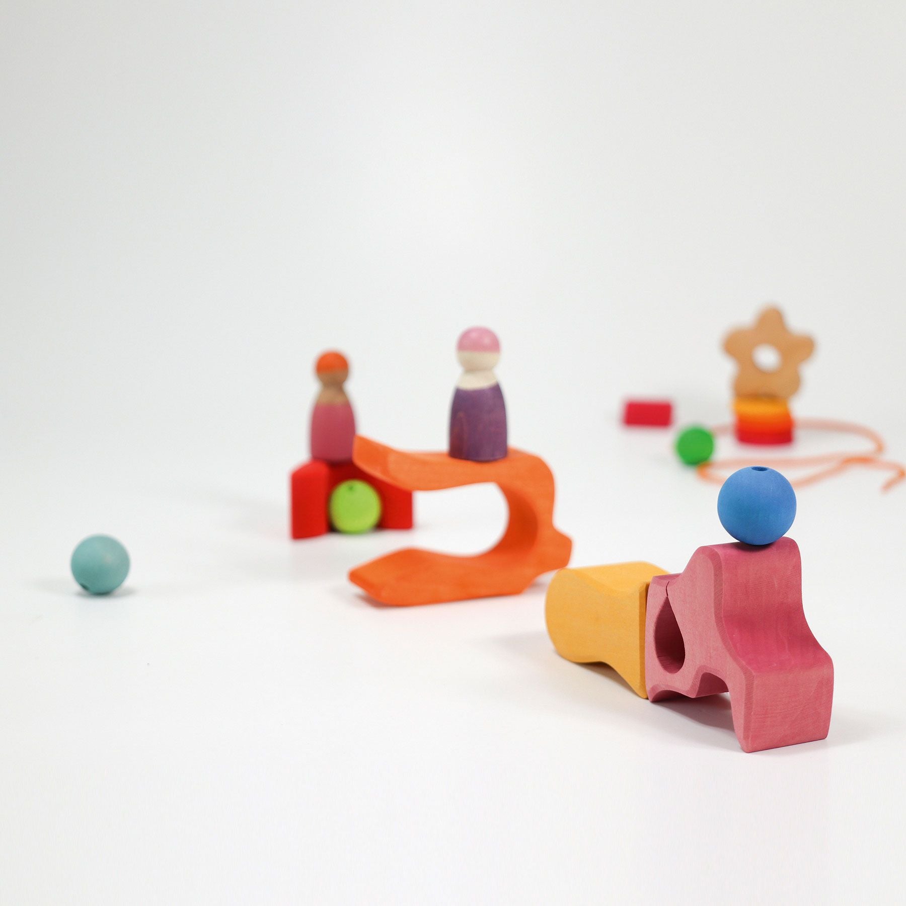 Grimms Small World Play Down by the Meadow