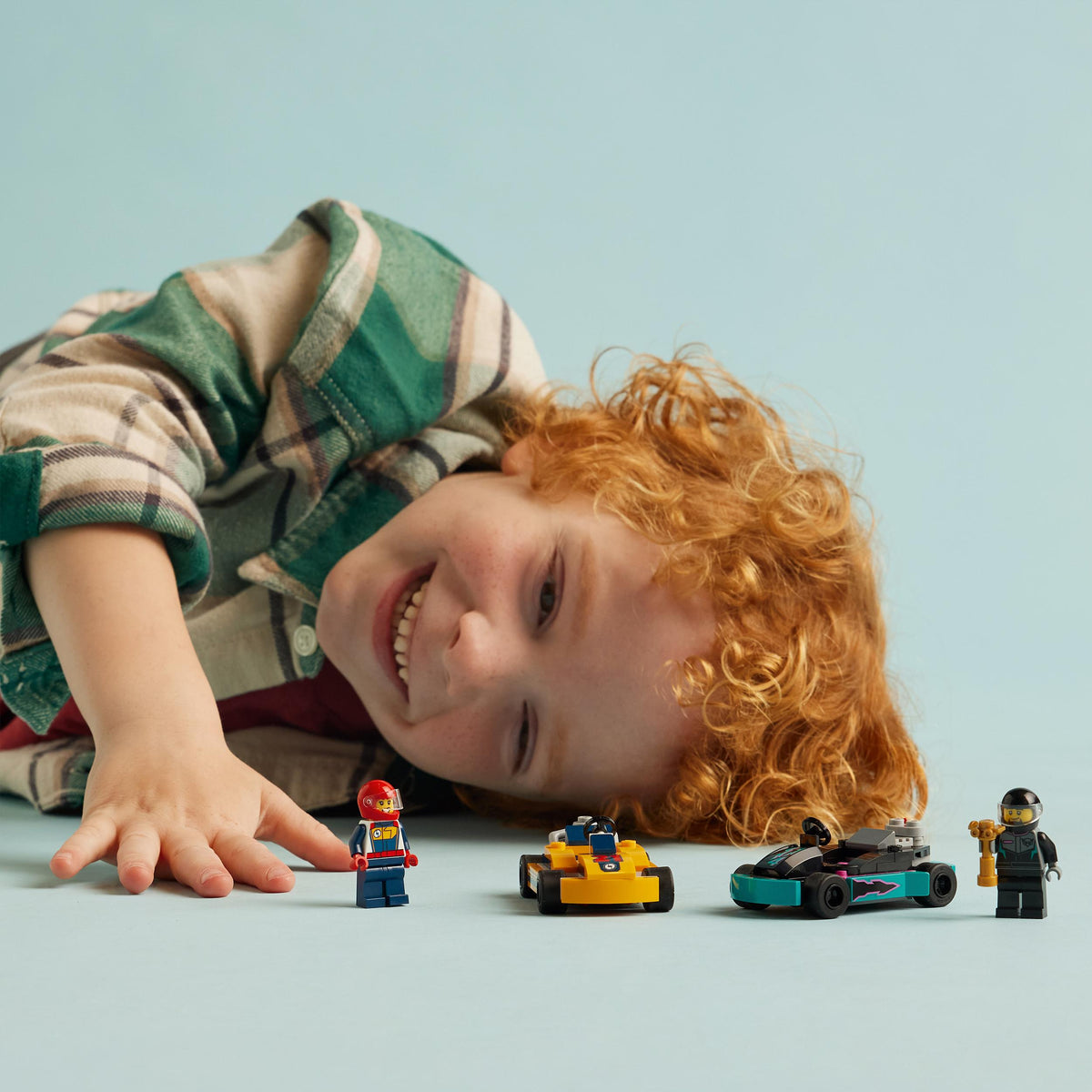 Lego City 60400 Go-Karts and Race Drivers