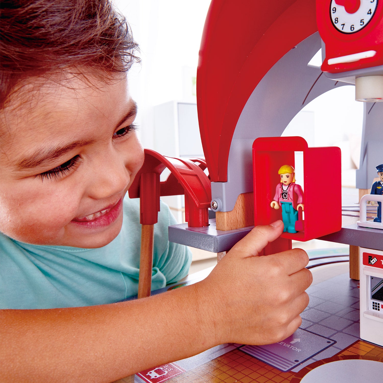 Hape Grand City Station Train Set