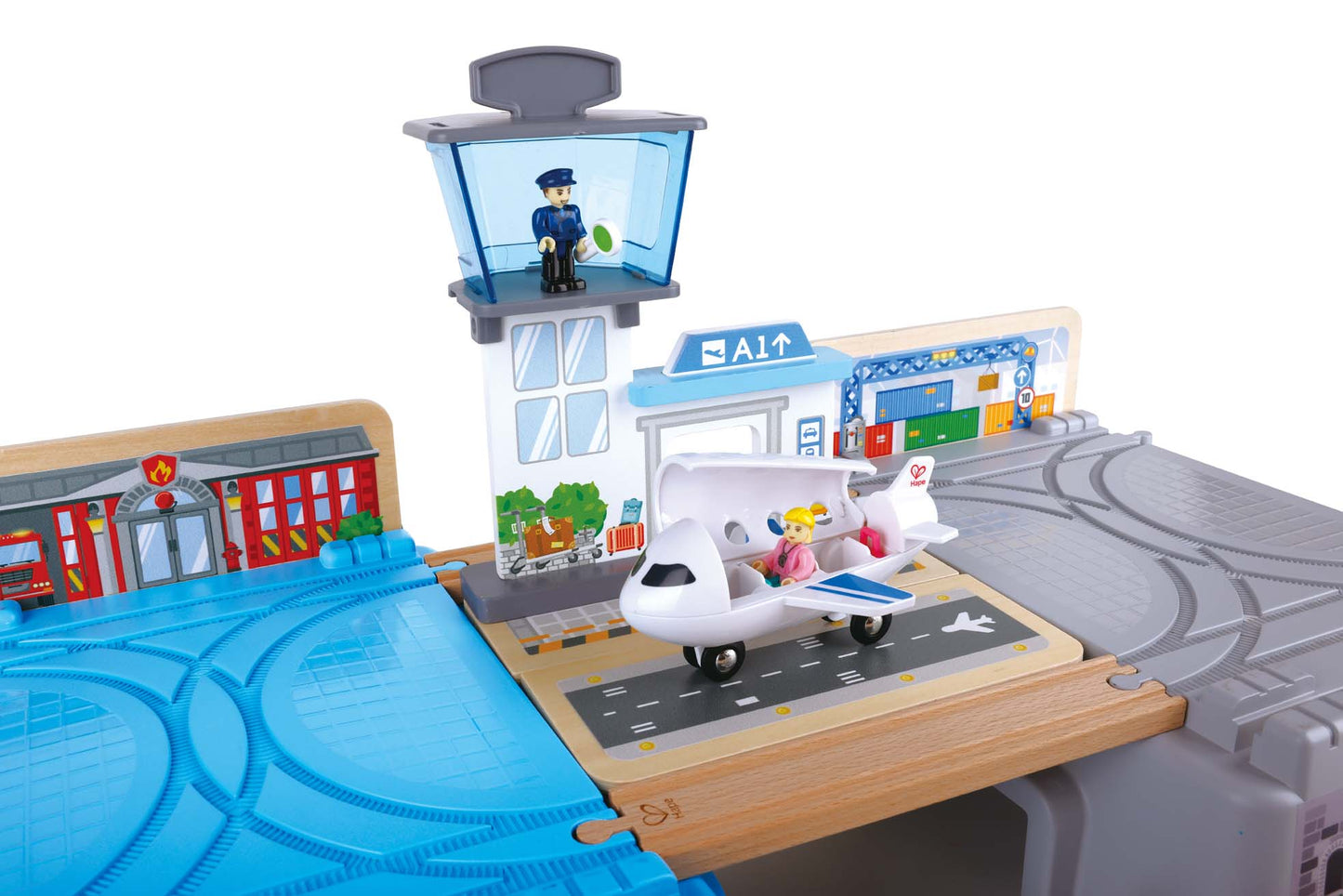 Hape Mega Metropolis Train Bucket Set (80 pieces)
