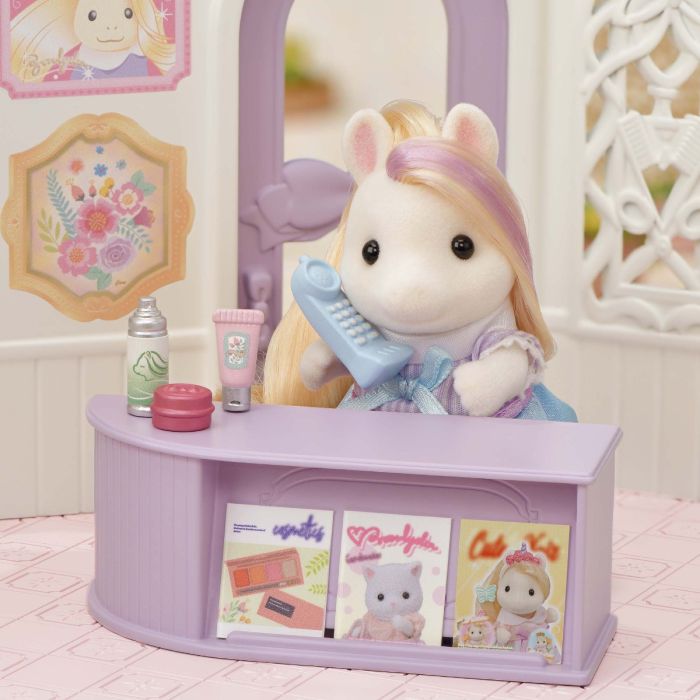 Sylvanian Families Pony's Stylish Hair Salon