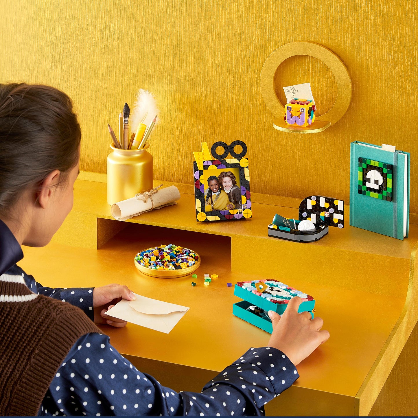 Lego DOTS 41811 Hogwarts Desktop Kit (R)