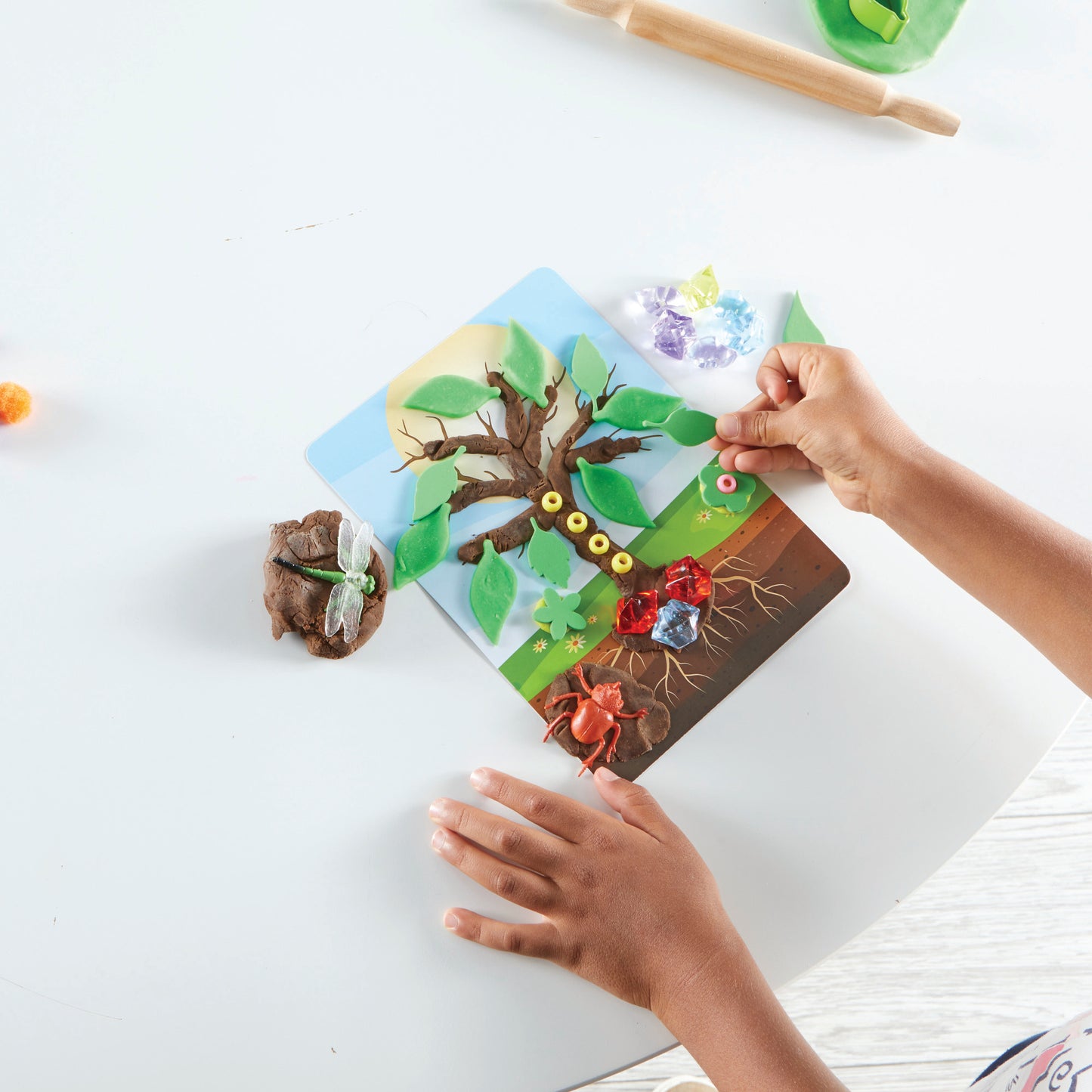 Learning Resources Into The Garden Sensory Activity Kit
