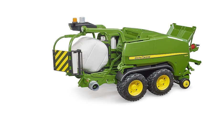 Bruder John Deere C441R round bales press