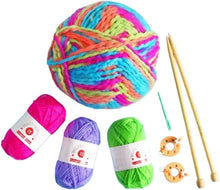 Buttonbag Pompom Scarf