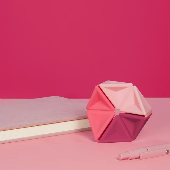 Speks Magenta Pivot